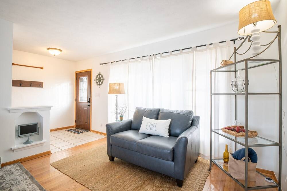 Photo of Livingroom in North Pekin