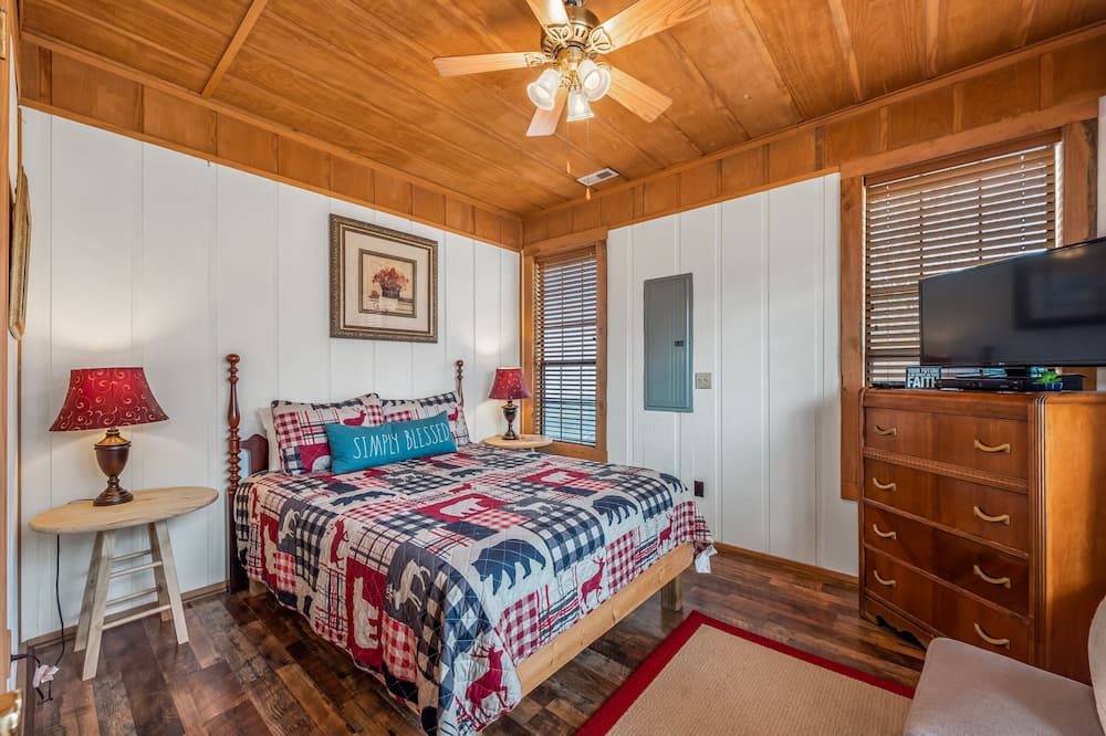 Photo of Bedroom in Valley Head