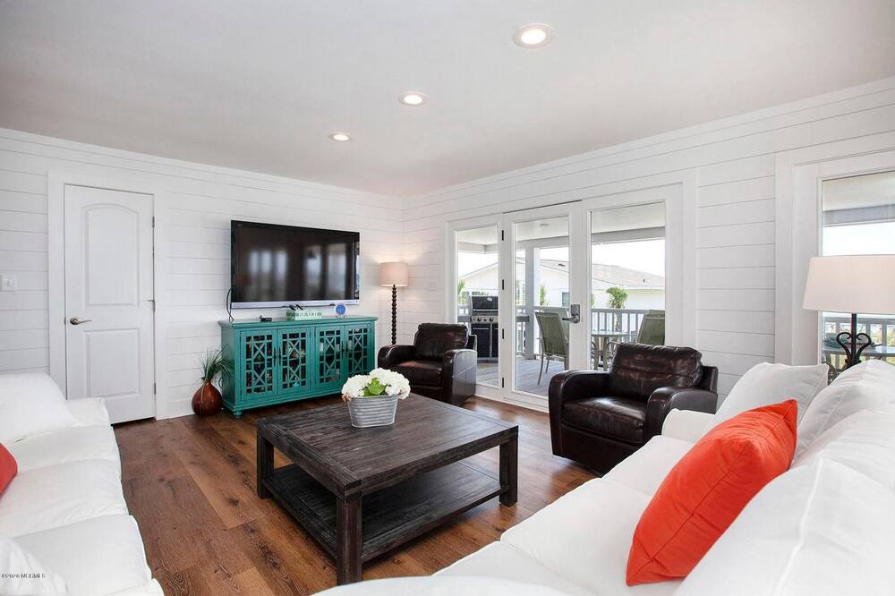 Photo of Livingroom in Shell Island