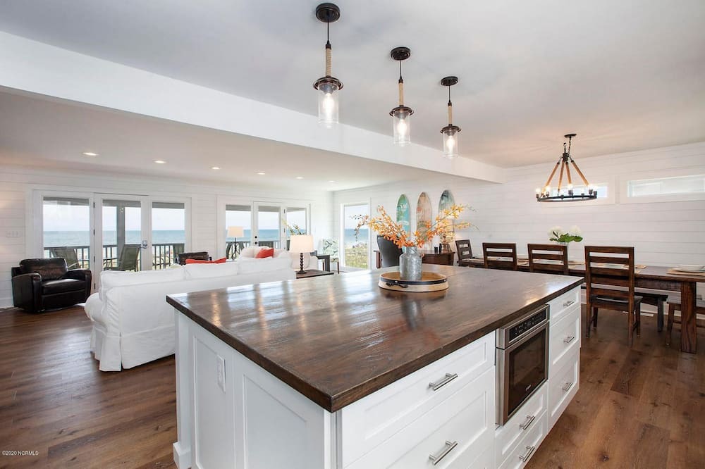 Photo of Kitchen in Shell Island