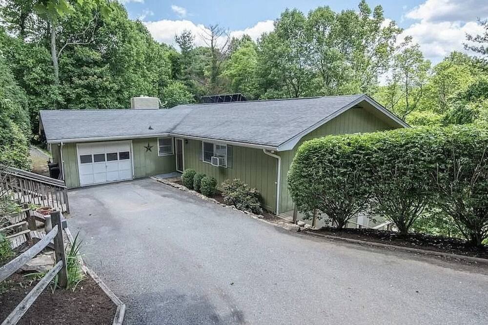 Photo of Outdoor in Boone