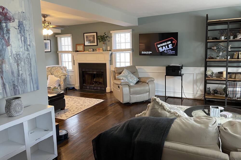 Photo of Bedroom in Cape Saint Claire