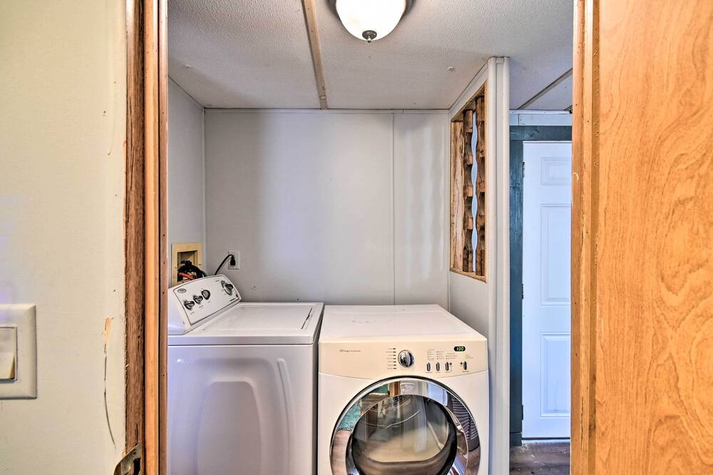 Photo of Bedroom in Lemon Springs