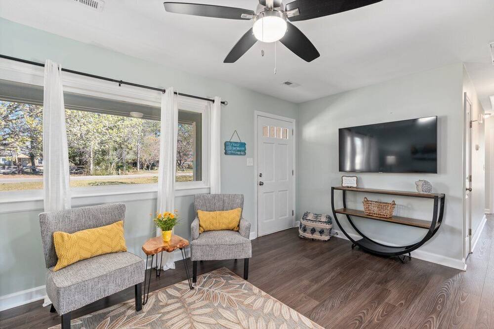 Photo of Livingroom in Kings Grant
