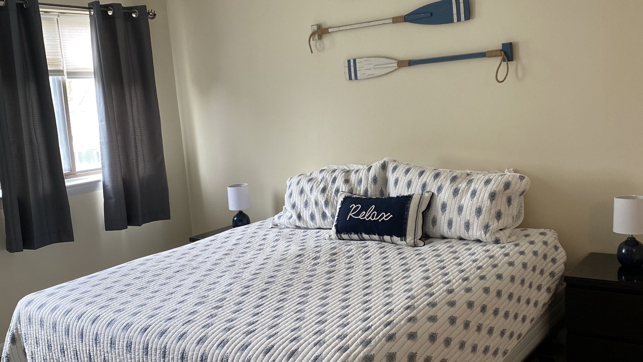 Photo of Bedroom in Caine Woods
