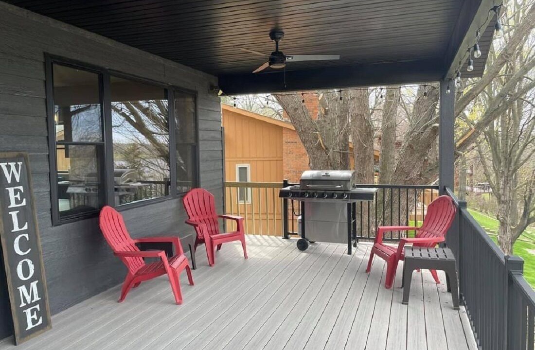 Photo of Patio Balcony in Apple River