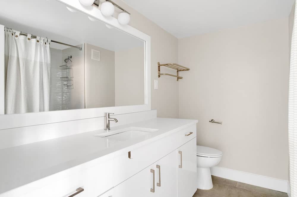 Photo of Bathroom in Crystal City