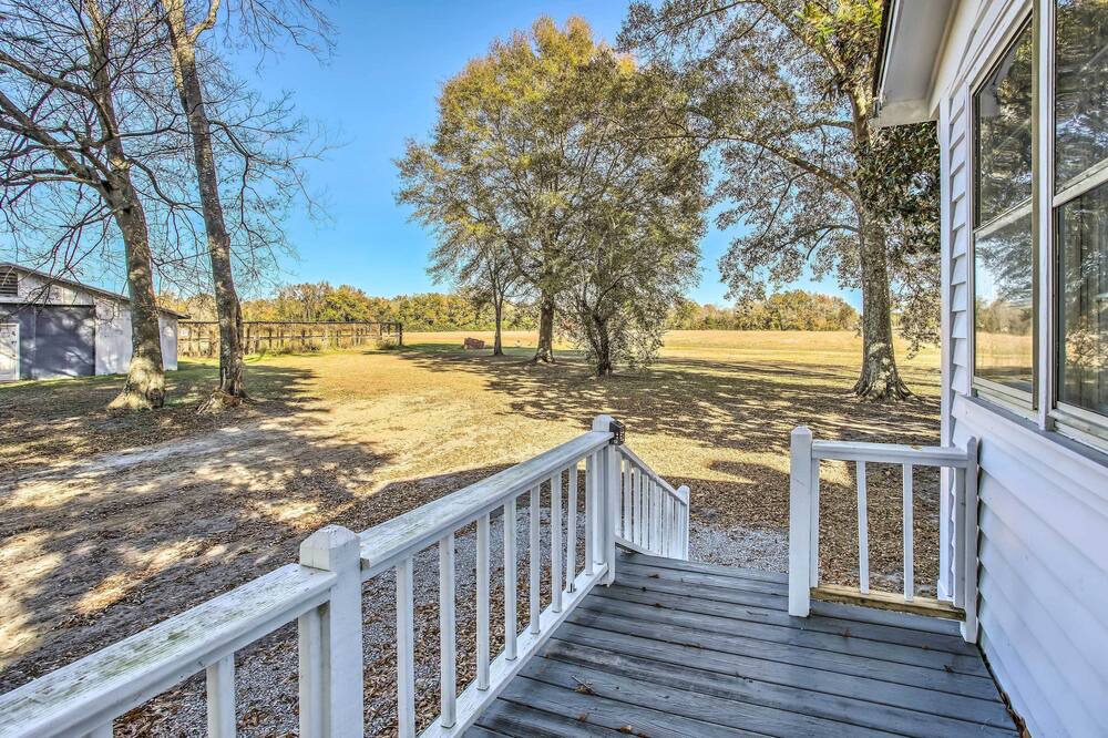 Photo of Outdoor in Sellers