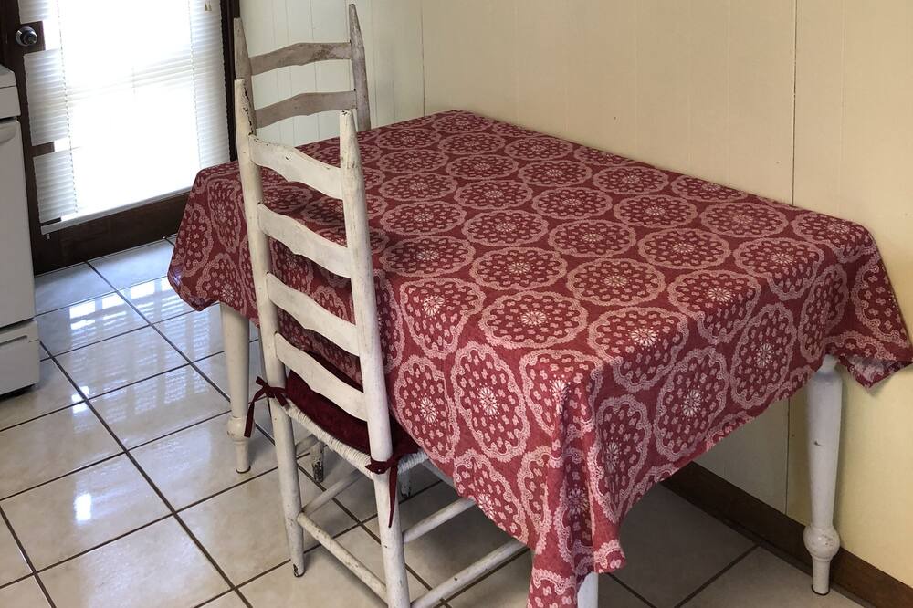 Photo of Kitchen in Centre