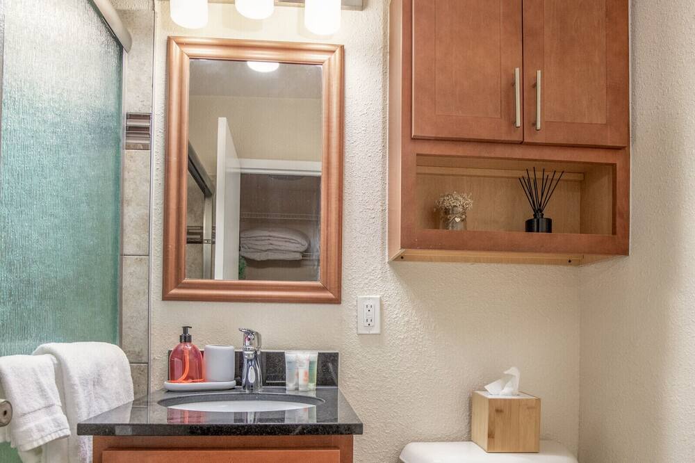 Photo of Bedroom in Downtown West