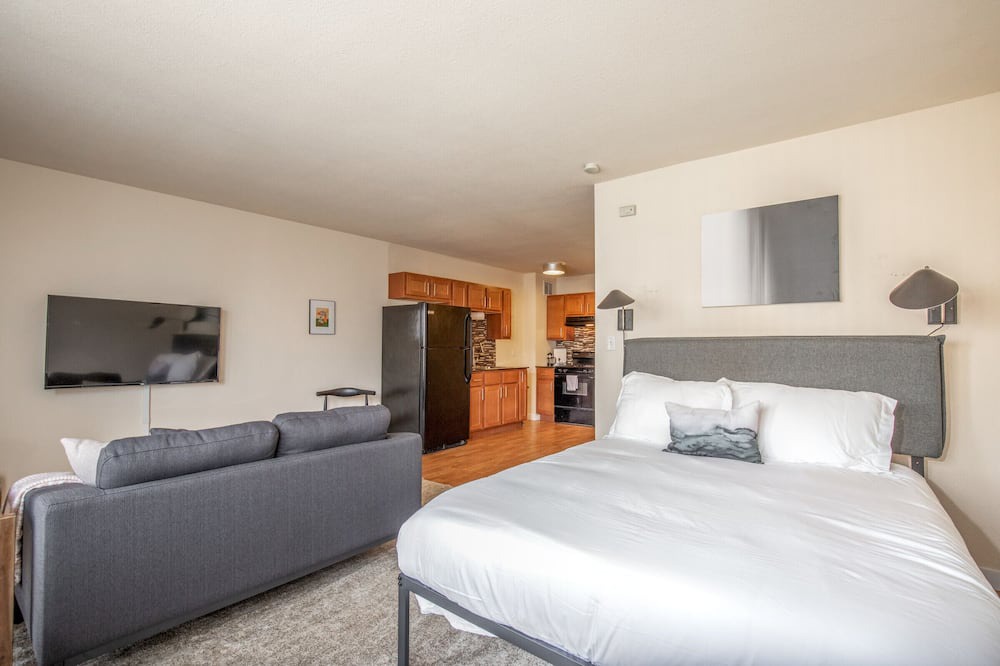Photo of Bedroom in Downtown West