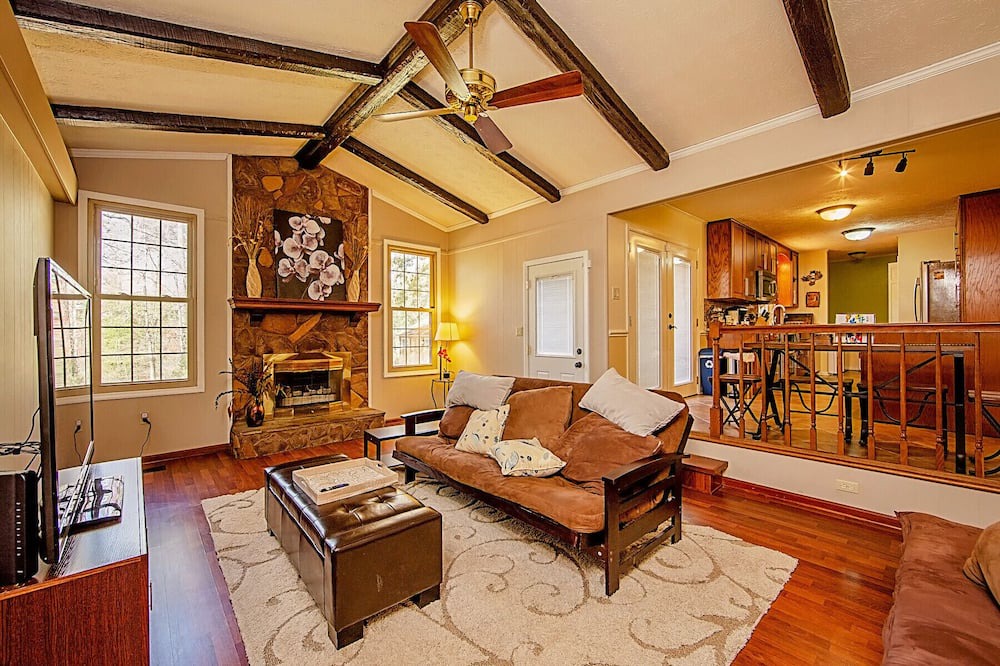 Photo of Livingroom in Westover
