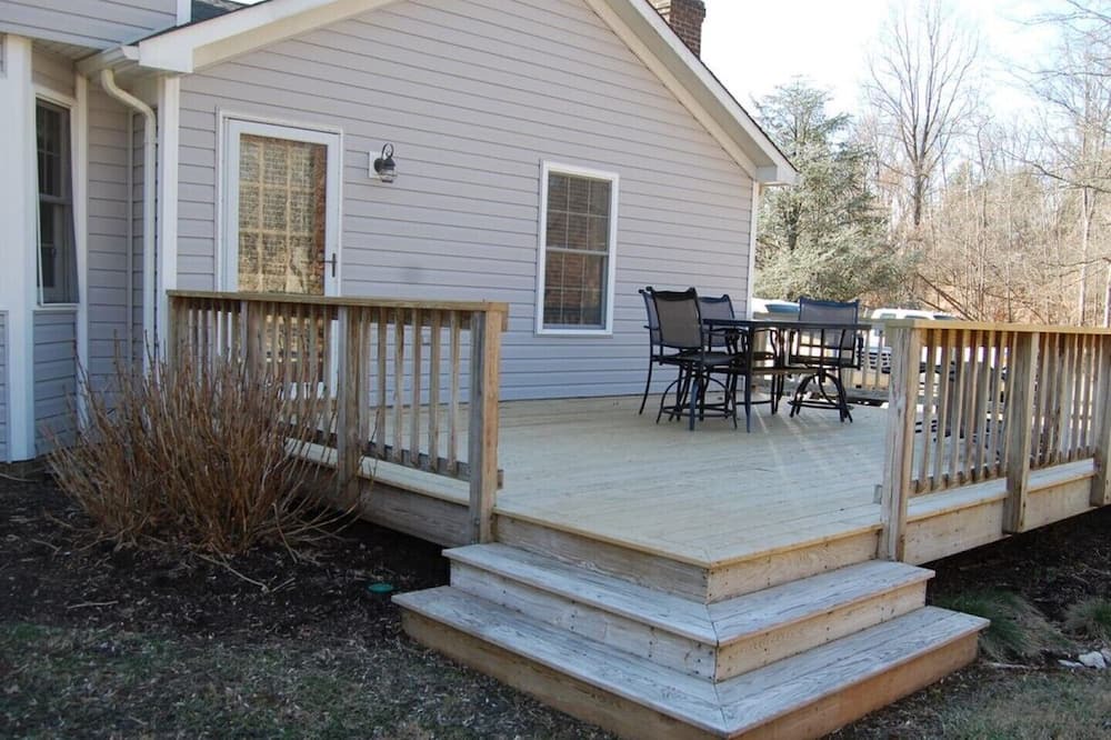 Photo of Patio Balcony in Round Hill