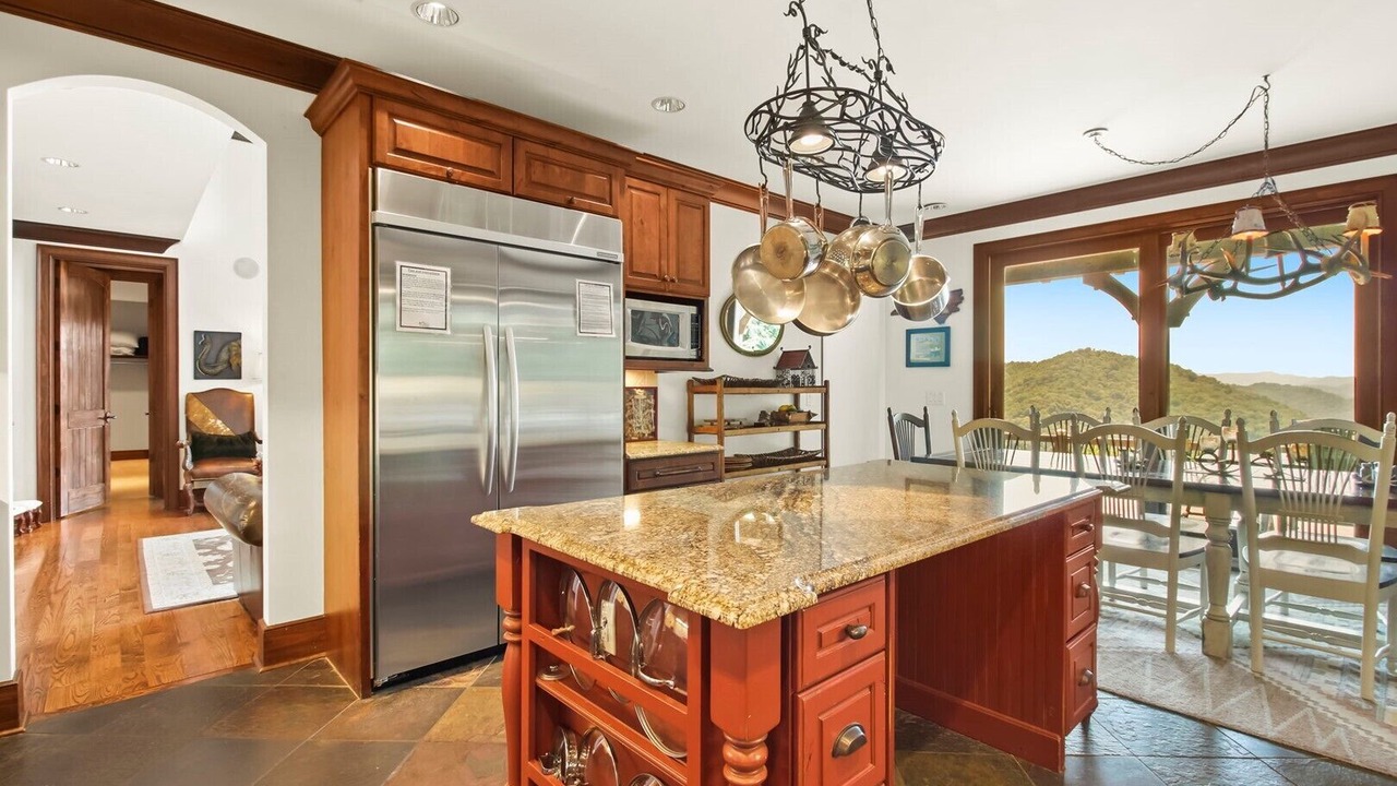 Photo of Kitchen in Sugar Grove