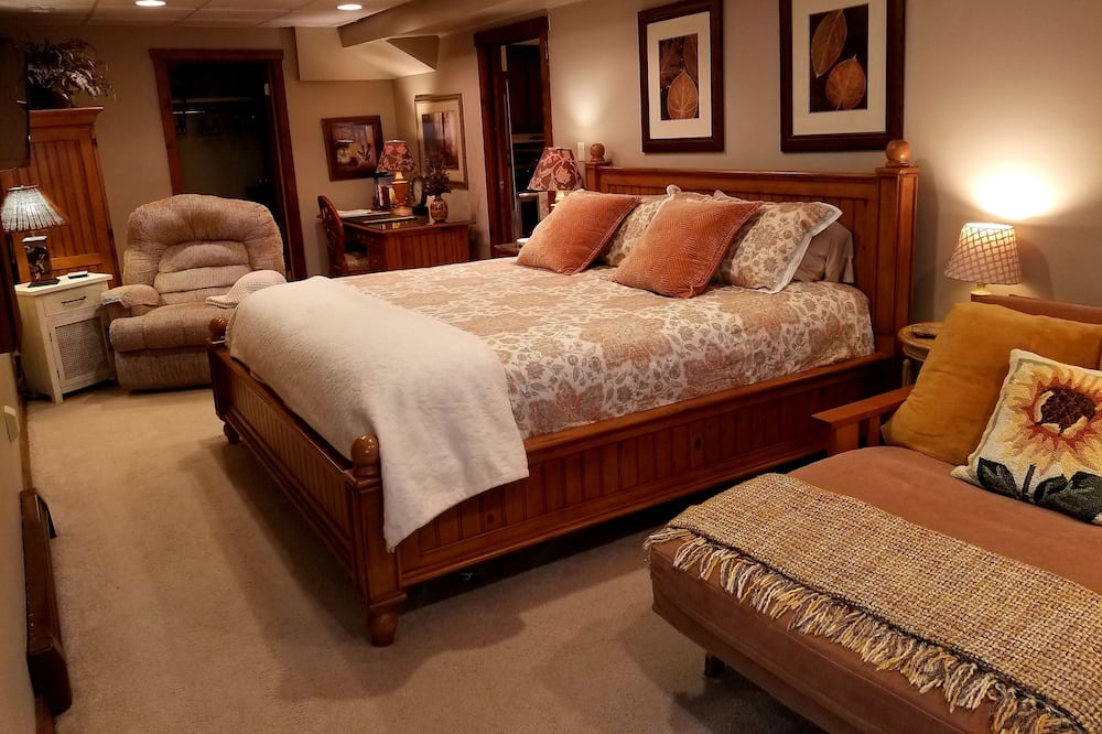 Photo of Bedroom in Glen Arm