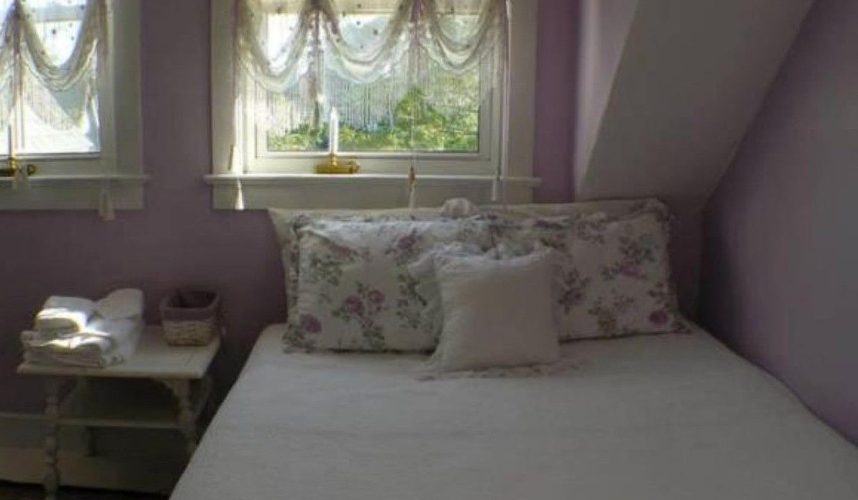 Photo of Bedroom in Spring Lake