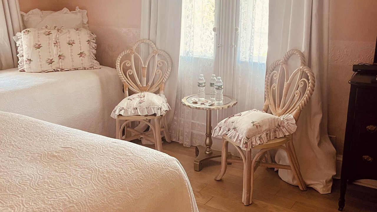 Photo of Bedroom in Spring Lake