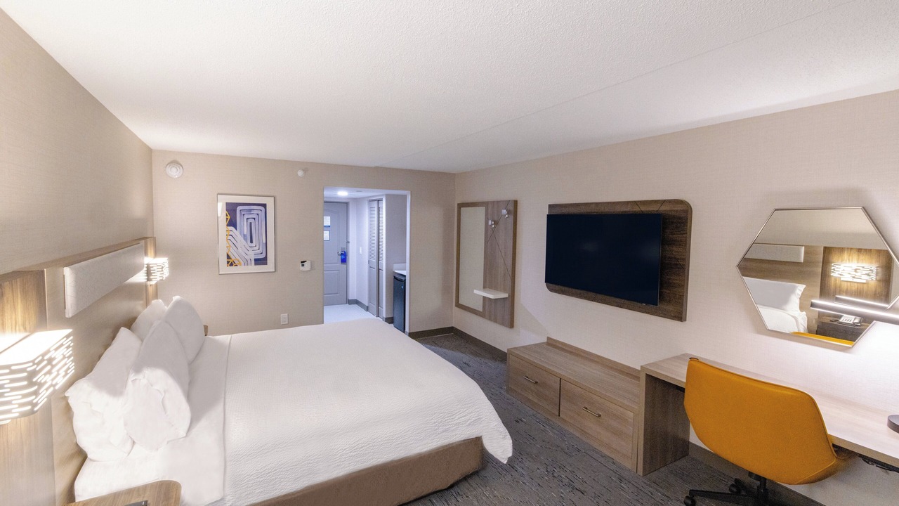 Photo of Bedroom in Neptune City
