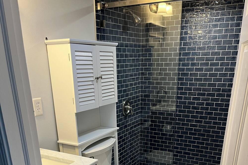 Photo of Bathroom in Beach Haven Park