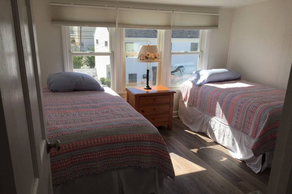 Photo of Bedroom in Beach Haven Park