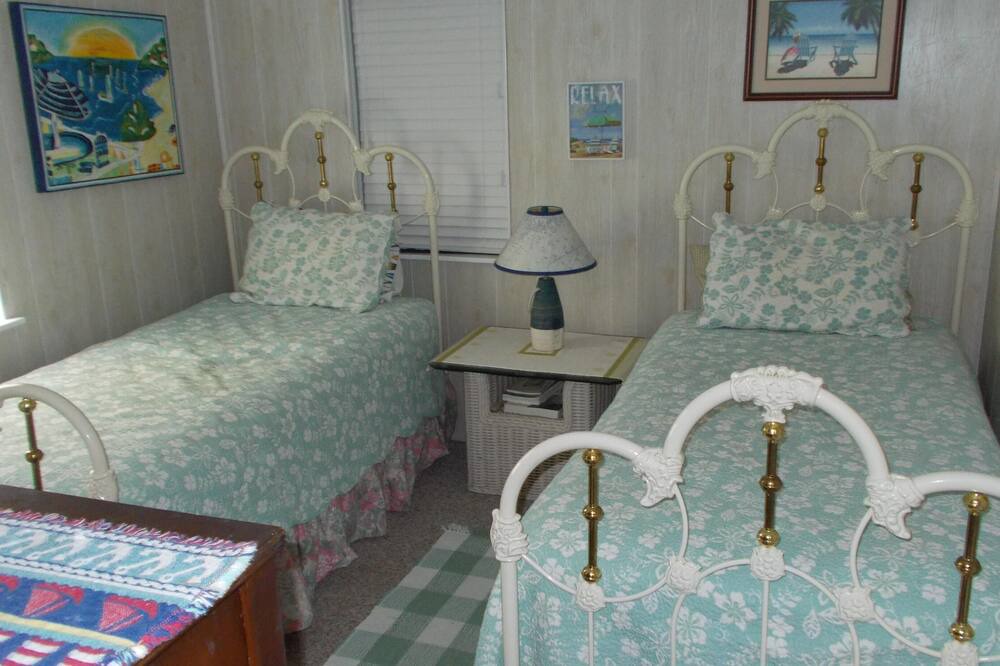Photo of Bedroom in North End