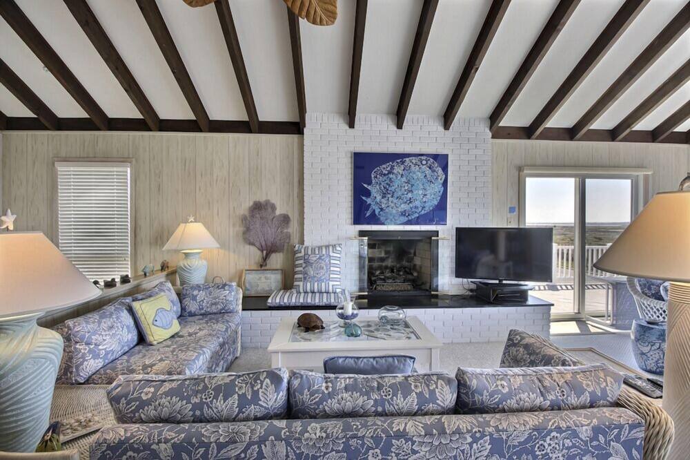 Photo of Livingroom in Stone Harbor