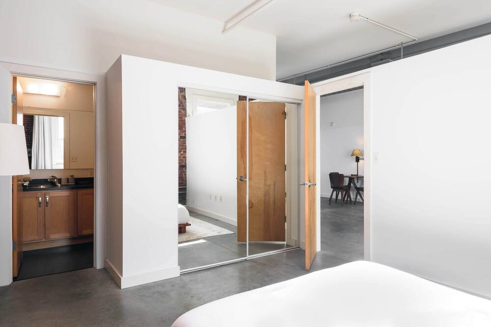 Photo of Bedroom in Downtown St. Louis