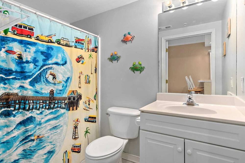 Photo of Bathroom in Midtown Ocean City