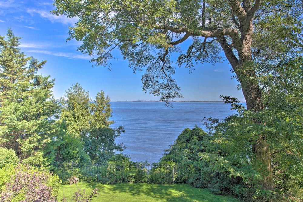Photo of Others in Atlantic Highlands