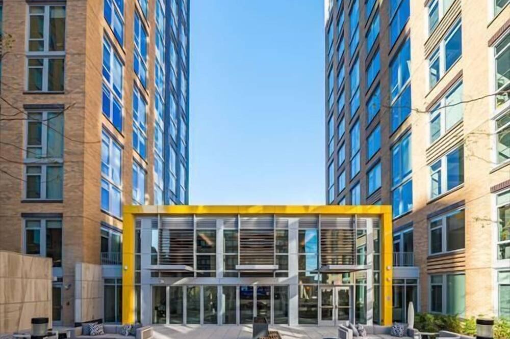 Photo of Patio Balcony in Crystal City