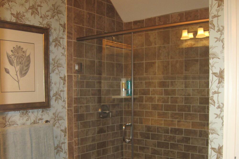 Photo of Bathroom in Rehoboth Beach