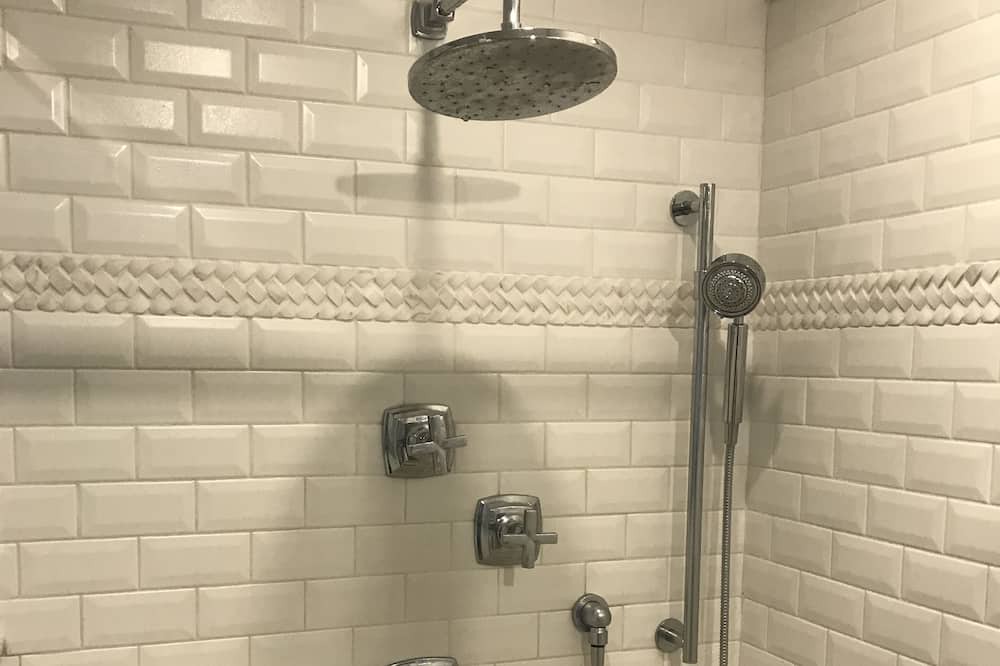 Photo of Bathroom in Normandy Beach