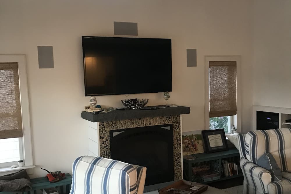 Photo of Bedroom in Normandy Beach