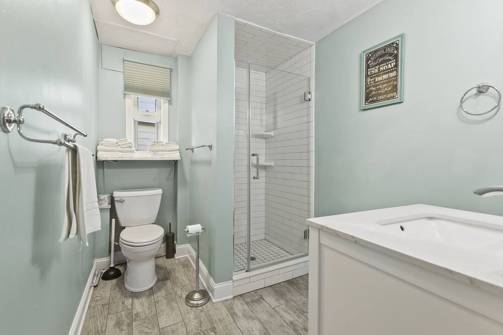 Photo of Bathroom in Ocean Grove