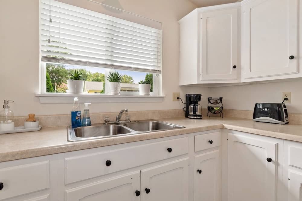 Photo of Kitchen in Rock Hall
