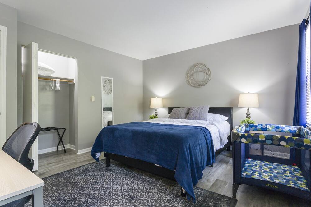 Photo of Bedroom in Yorkville