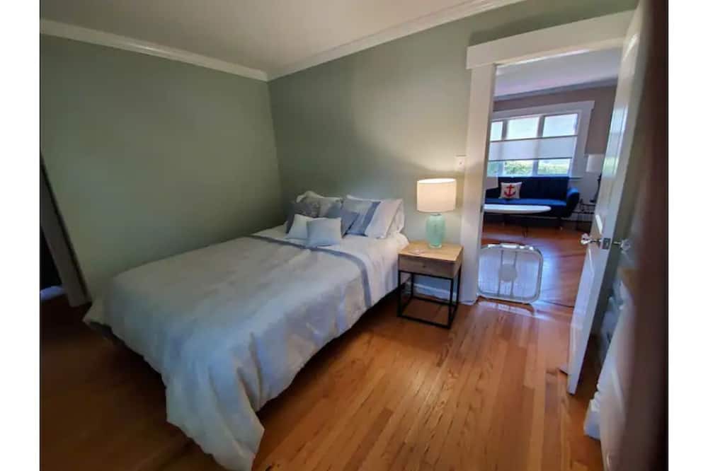 Photo of Bedroom in West Belmar