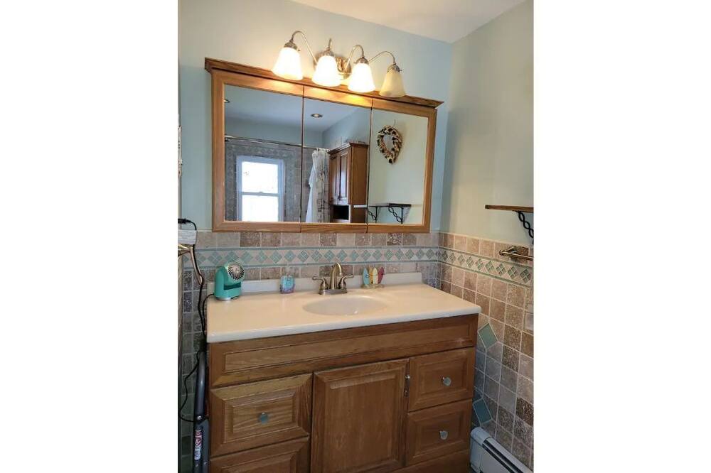 Photo of Bathroom in West Belmar