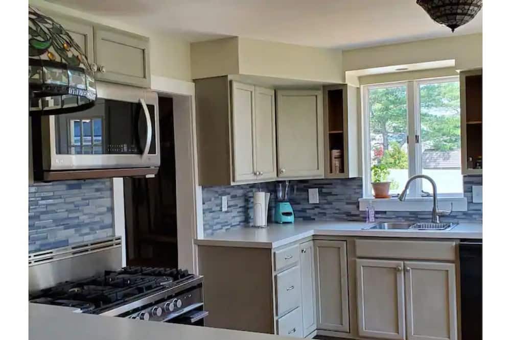 Photo of Kitchen in West Belmar