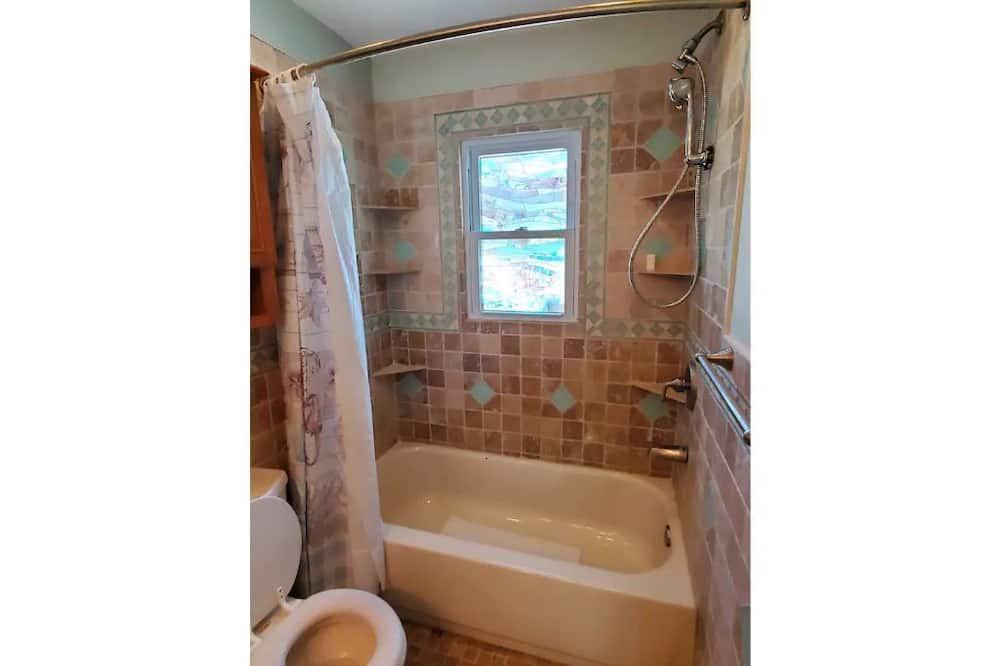 Photo of Bathroom in West Belmar