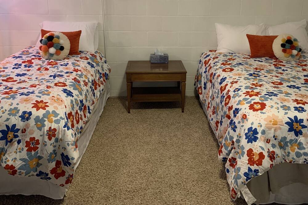 Photo of Bedroom in Clear Lake