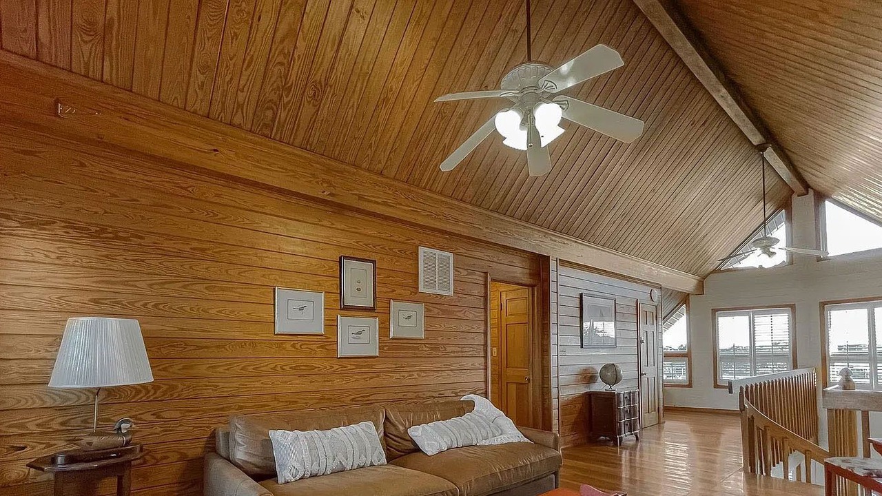 Photo of Livingroom in Valley Lee