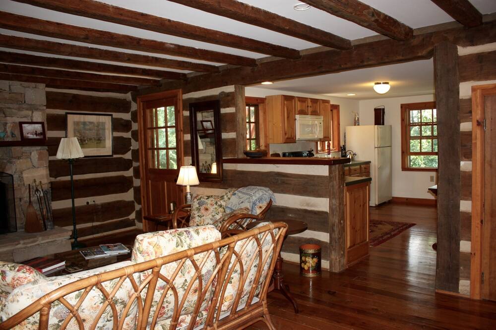 Photo of Bedroom in Millwood