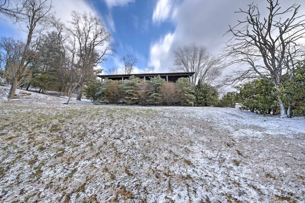 Photo of Outdoor in Boone
