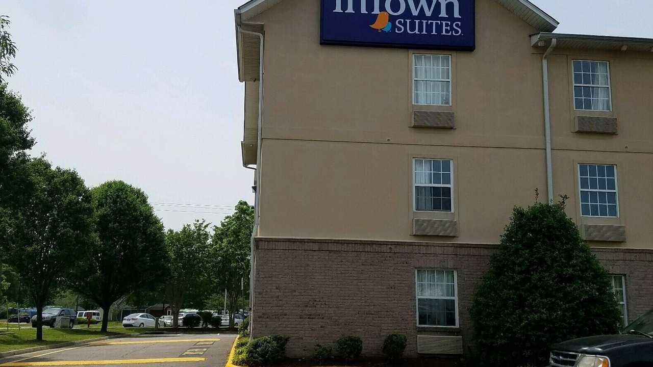 Photo of Outdoor in Greenbrier West