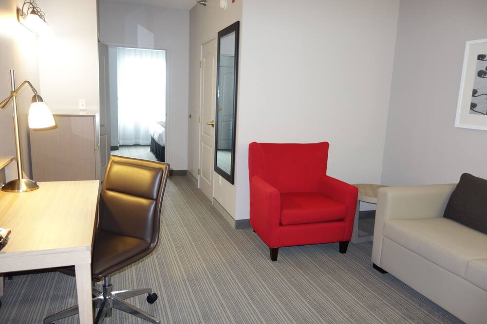 Photo of Livingroom in Oakdale