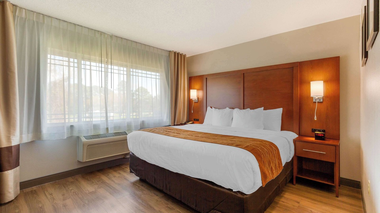 Photo of Bedroom in Milford