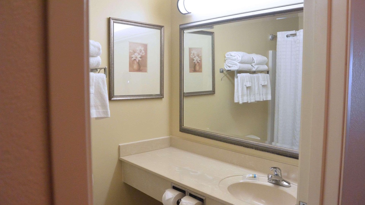 Photo of Bathroom in Orange Prairie
