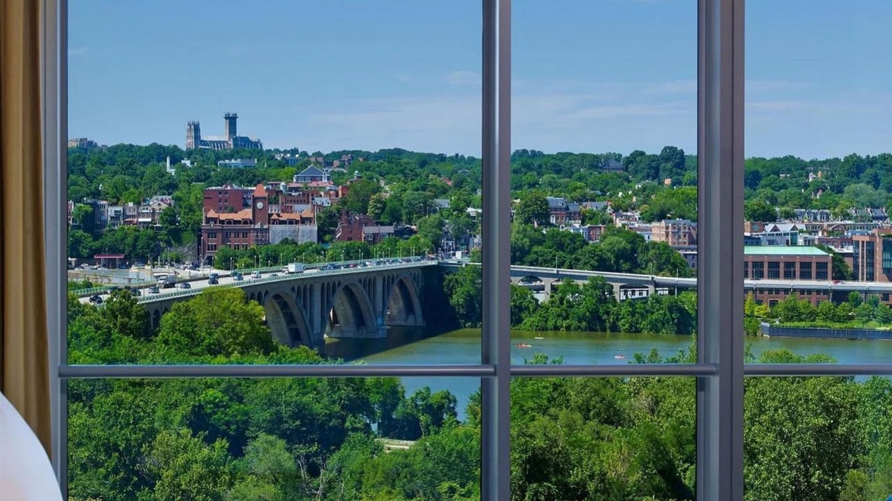 Photo of Bedroom in North Rosslyn