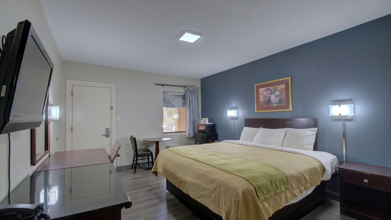 Photo of Bedroom in Falls Church